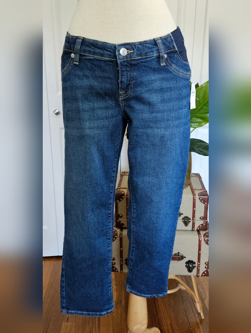 GAP Maternity Side Panel Cropped Lenght Straigh Leg Denim Jeans Size 28/6